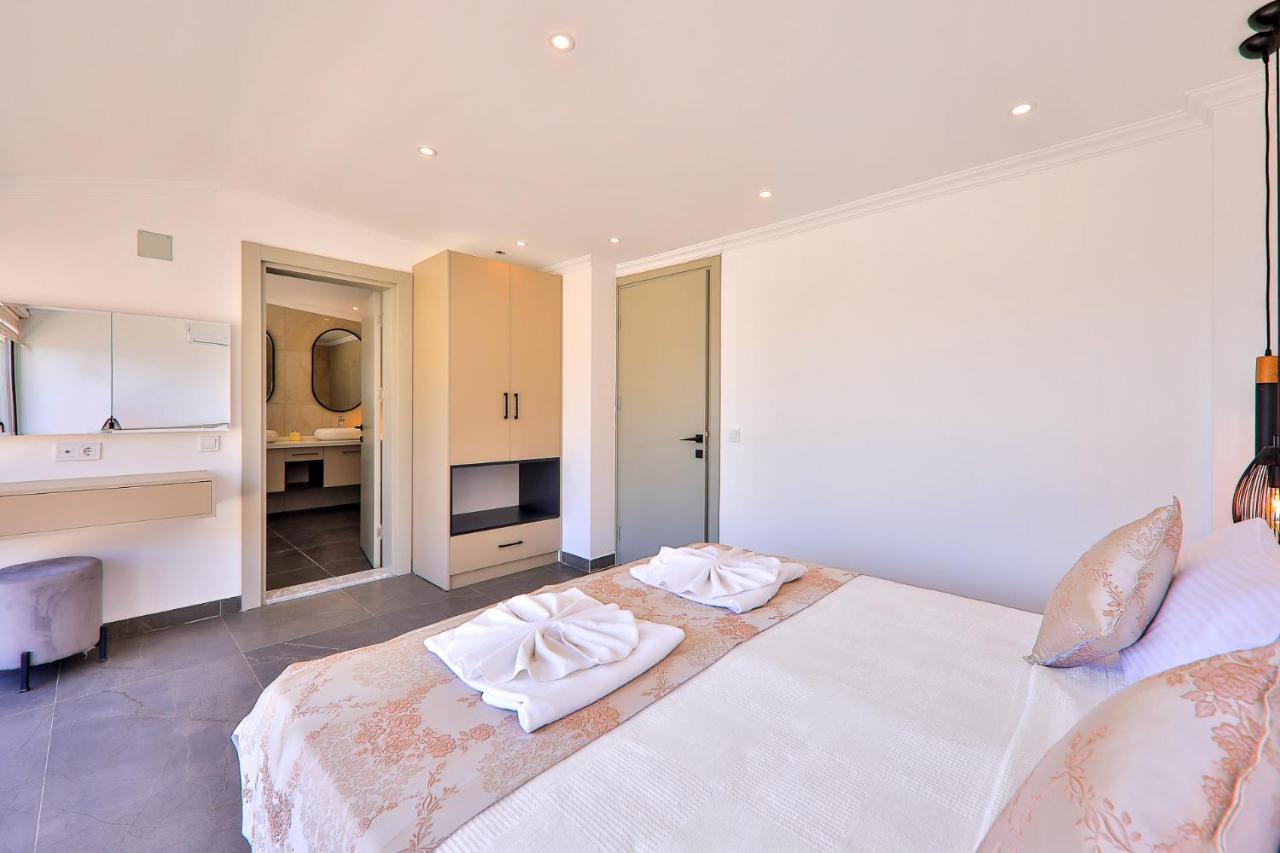 Luxury 5 Bedroom Villa With Heated Infinity Pool & Amazing Sea Views Kas Exterior photo